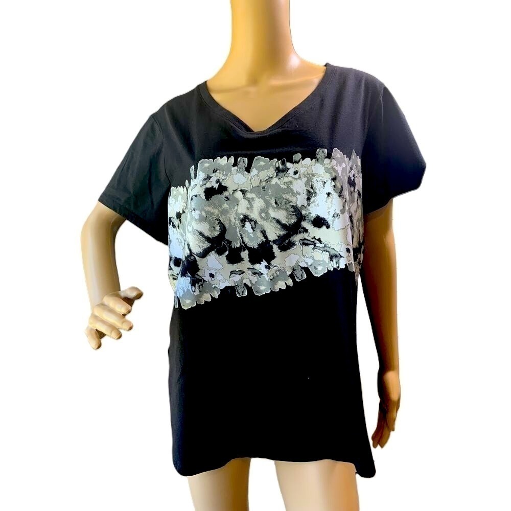 Tek Gear Black Graphic Print V-Neck Short Sleeve Casual T-Shirt Size 1X